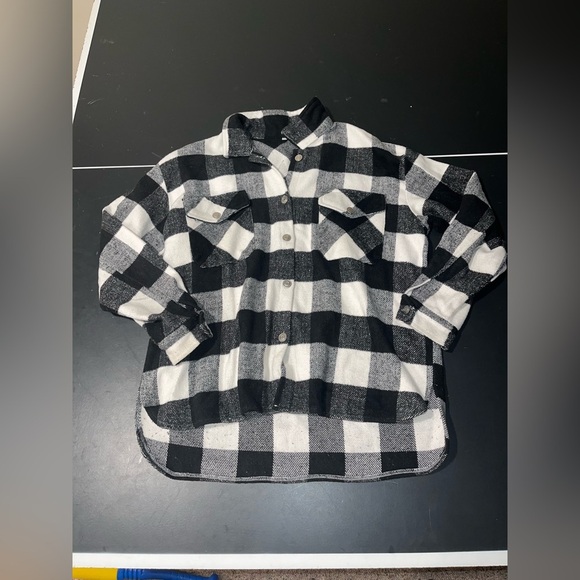 SHEIN Tops - SHEIN Plaid Shacket – Size Medium